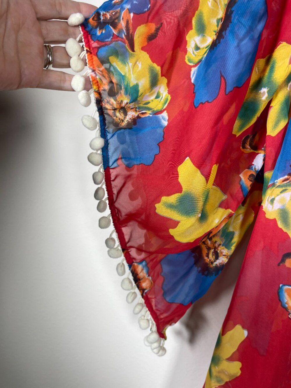 Kori Size 2XL Cardigan Kimono Red Floral Beach Cover-up Lace Pom Pom Women’s! - Picture 2 of 6